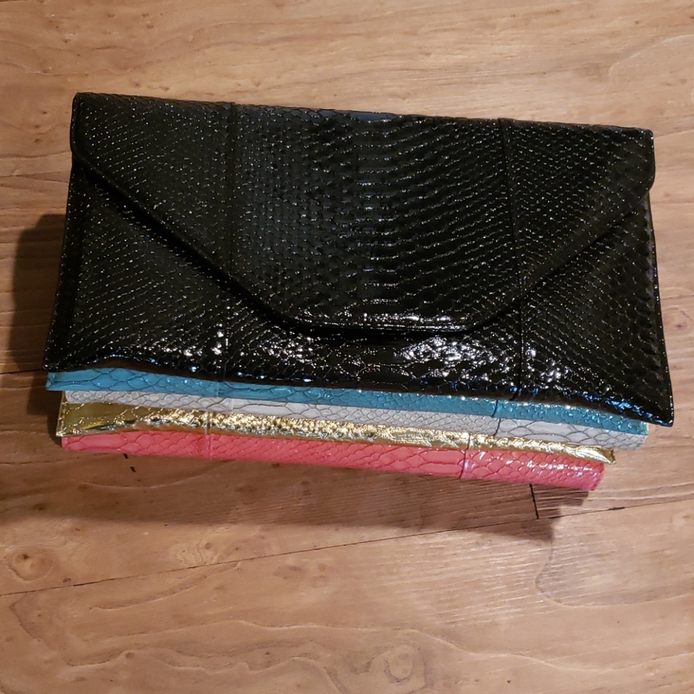 Classic 70s Python Clutch or Tablet Case - Picture 13 of 15